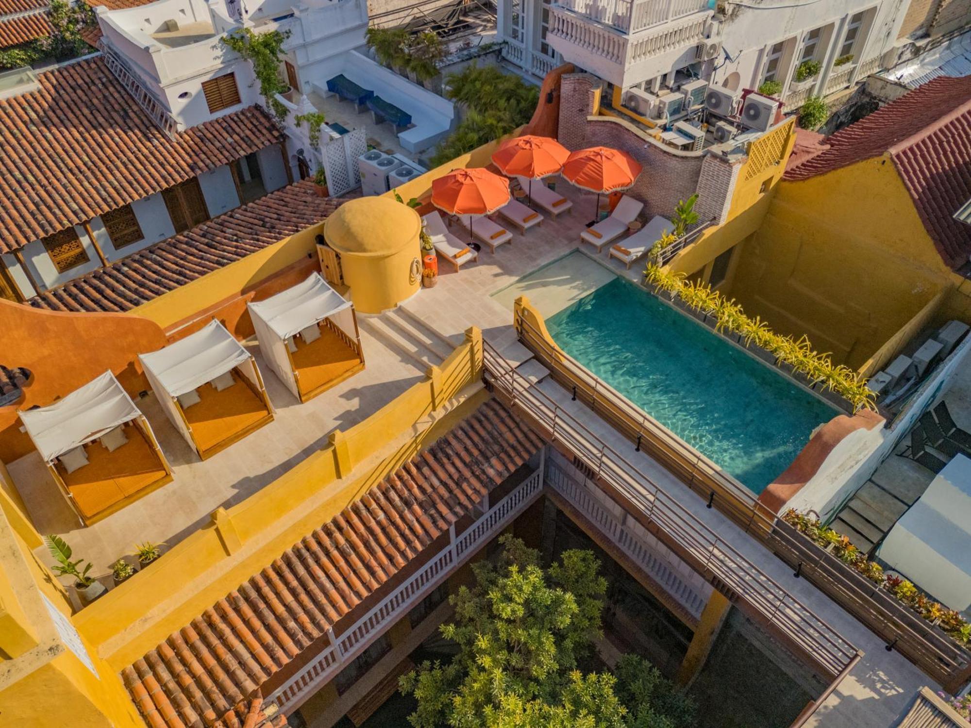 Hotel Casa Pombo 5*