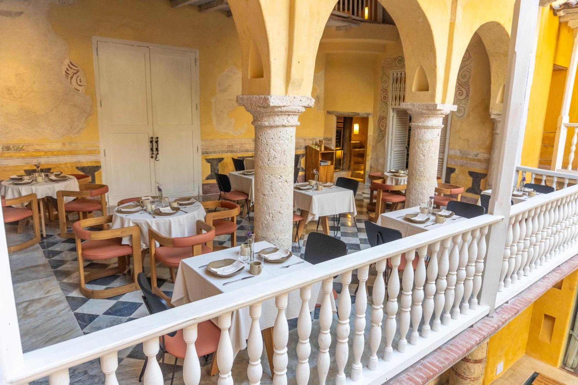Casa Pombo Hotel 5*